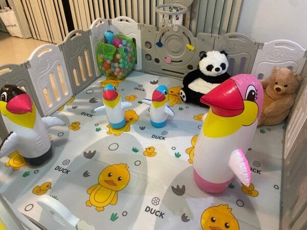 Small Indoor Children Playground Home kids play center Kids Party Center Kindergarten Play Center Safety Play Center Plastic Baby Playpen Inflatable Penguin Tumbler Plush Sit Baby Sofa - 图片 8