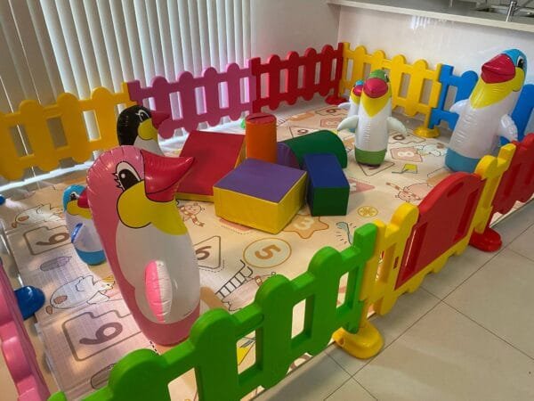 Soft Foam Block Indoor Children Playground Home kids play center Kids Party Center Kindergarten Play Center Safety Play Center Plastic Playpen Fence Inflatable Penguin Tumbler - 图片 3