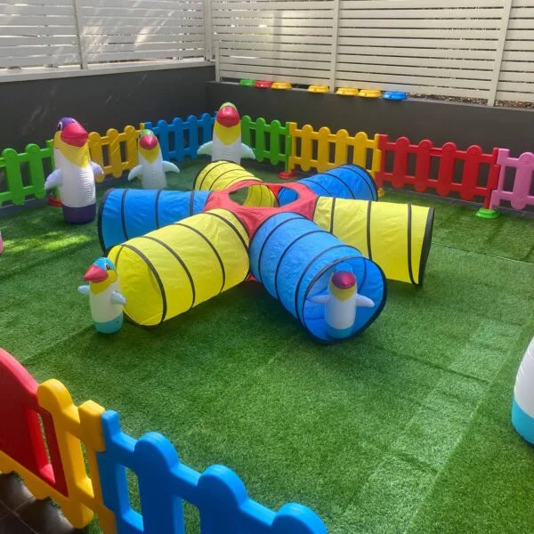 Home kids play center Kids Party Center Kids Party Center Kindergarten Play Center Safety Play Center Children's crawl tunnel Inflatable Penguin Tumbler 16m2