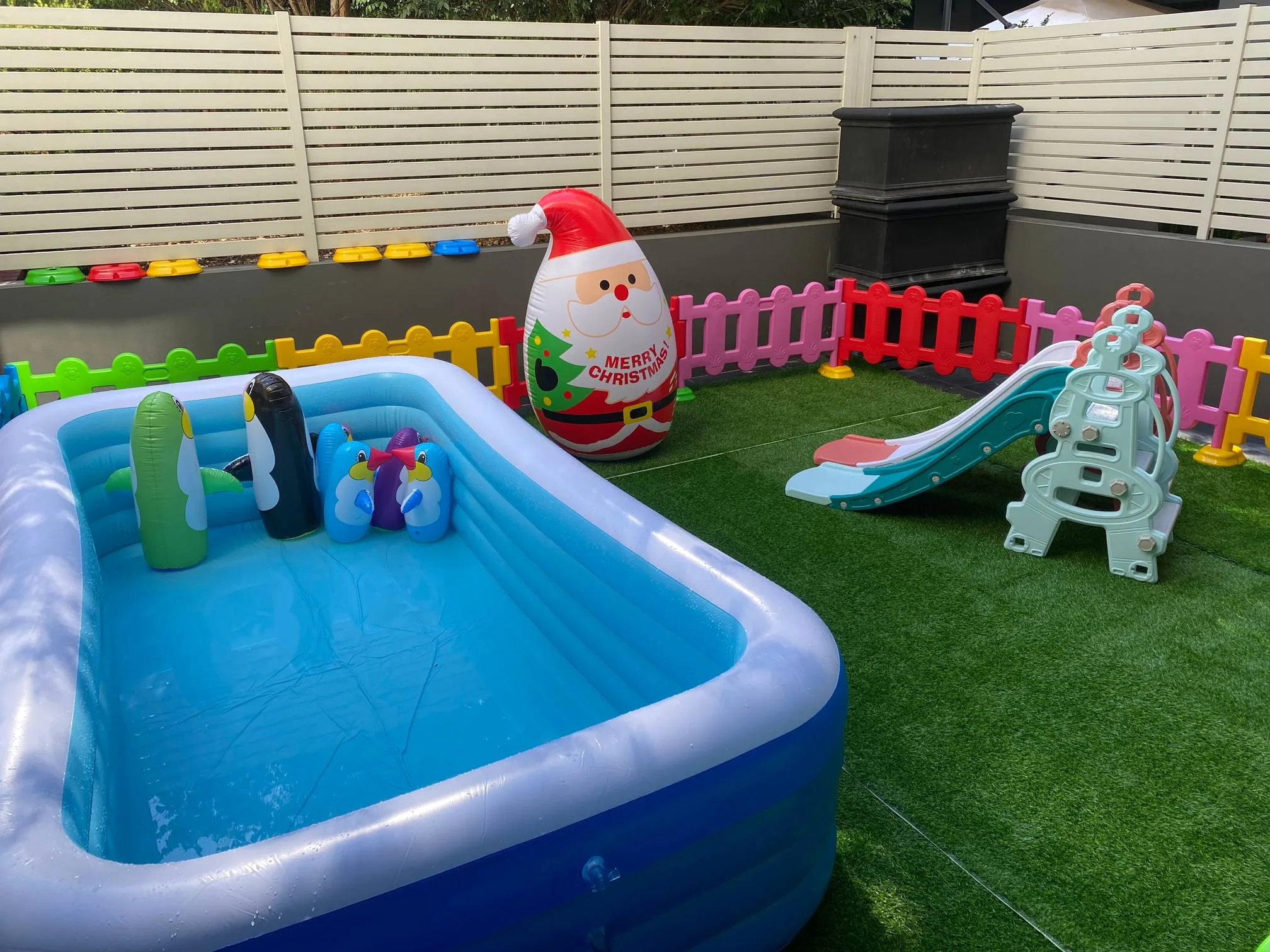 Home kids play center Kids Party Center Kids Party Center Kindergarten Play Center Safety Play Center Inflatable Swimming Pool Plastic Slide Inflatable Penguin Tumbler 16m2